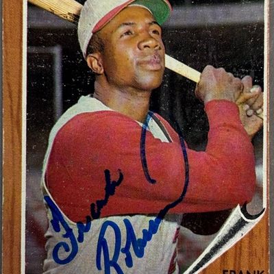 Frank Robinson 1962 Topps Signed Autograph Card #3