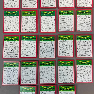 1974 Lot 110 Cards 23 Teams Topps Baseball