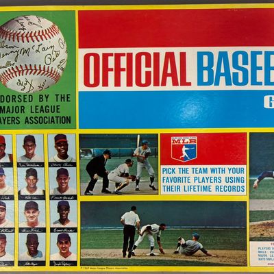 Milton Bradley Official #4930 Baseball Game w/ Box