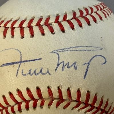 Willie Mays Single Signed Rawlings ONL Baseball
