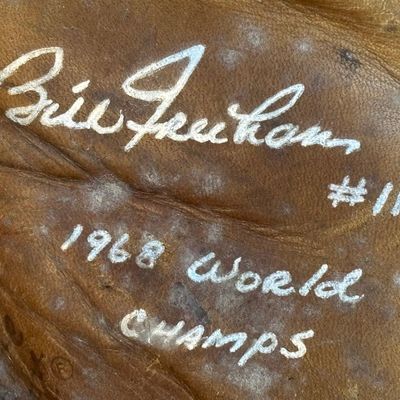 Bill Freehan Model & Signed Wilson Catchers Mitt
