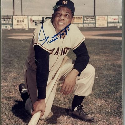 Willie Mays Single Signed 8x10 Baseball Photo HOF