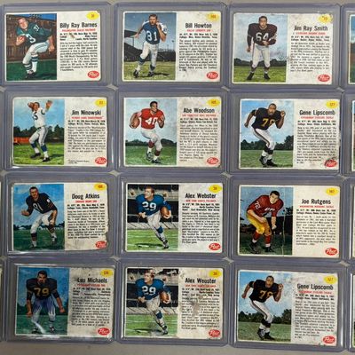 Lot 20 Original 1961 Post Football Cards