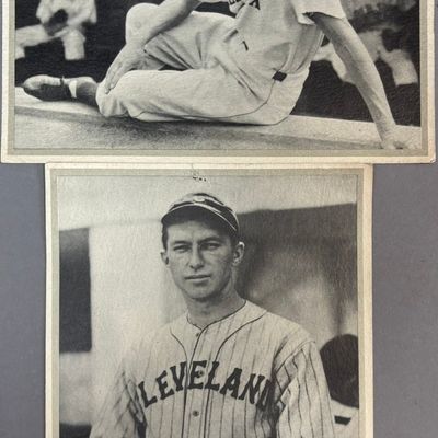 2 R311 Wes Ferrell & Mel Harper Baseball Premiums