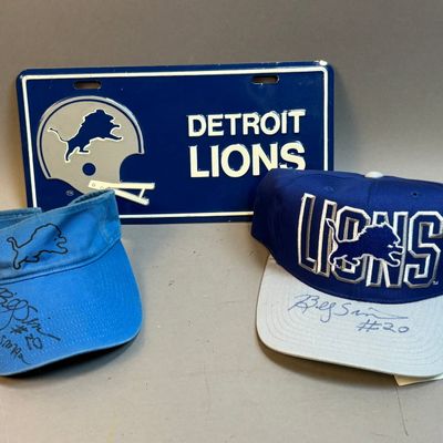 Pair Detroit Lions BILLY SIMS Hats & Lions Plate