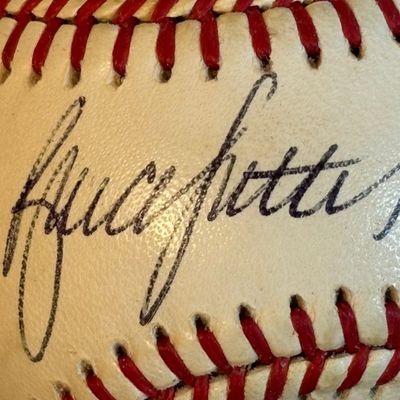 Bruce Sutter Rawlings ONL Single Signed Baseball
