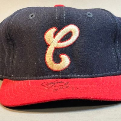 Carlton Fisk Game Used Signed White Sox MLB Hat