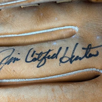 Jim Catfish Hunter Wilson Signed Baseball Glove