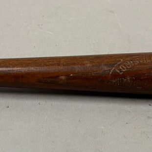 Carl Hubbel Miniature H&B 40 Baseball Bat