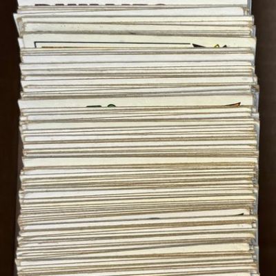 1977 Topps Baseball Partial Complete Card Set Lot