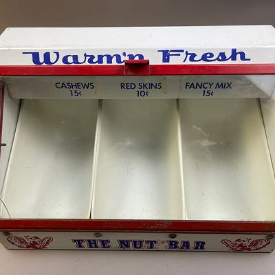 Vintage Warm Fresh The Nut Bar Peanut Warmer