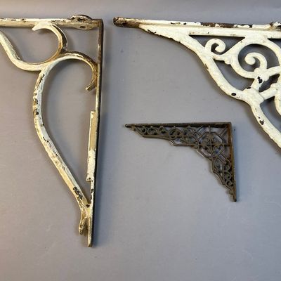 Lot of 3 Vintage Cast Iron Scroll Shelf Brackets