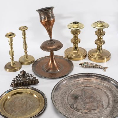 A GROUP OF JUDAICA METAL OBJECTS