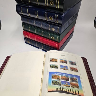 A LARGE MINT WORLD STAMP COLLECTION: VARIOUS TOPICS