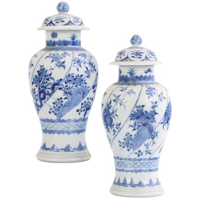 PAIR OF CHINESE BLUE AND WHITE JARS C 20TH CENTURY