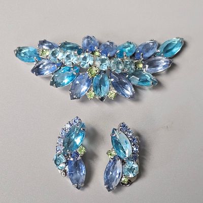 Blue & Peridot Rhinestone Brooch & Earrings