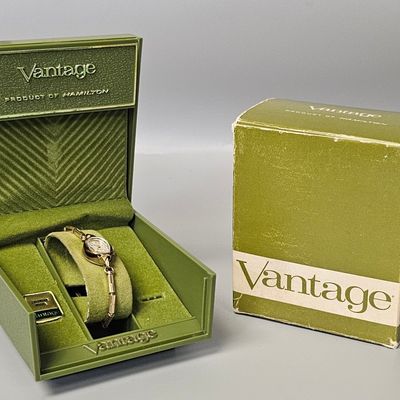 Vintage Boxed Vantage Ladies Dress Watch