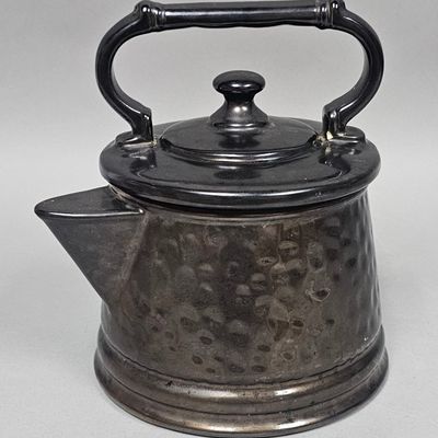 McCoy Hammered Ceramic Cookie Kettle