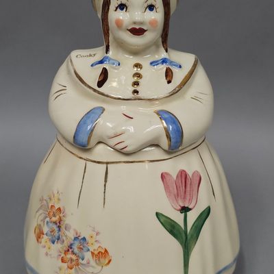 Cooky U.S.A. Ceramic Dutch Girl Cookie Jar