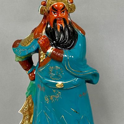 Large Chinese Porcelain Guan Yu Figurine