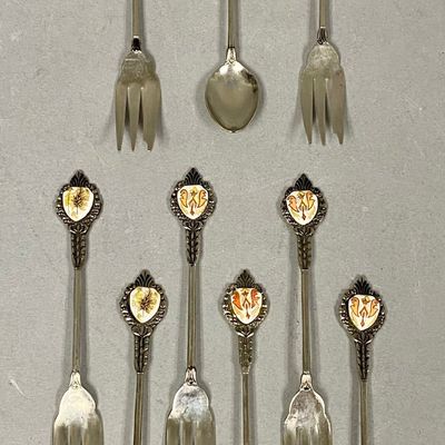 9pc Japanese Silver-Tone Enamel Dessert Flatware