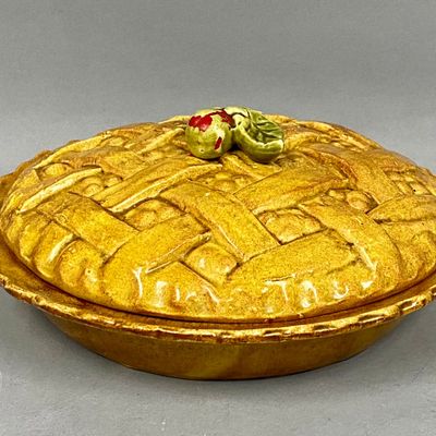 NAC Ceramic Lattice Pie Dish