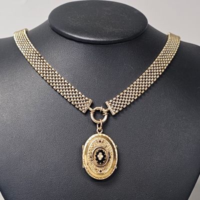 Victorian Yellow Metal Book-Chain Locket Necklace