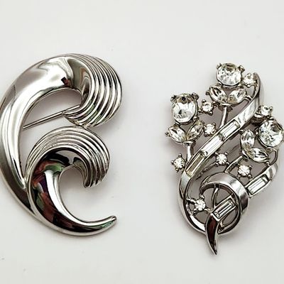 Vintage Trifari Brooches Pins