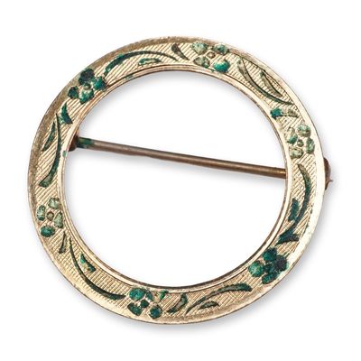Winard 12K Gold Filled Engraved Floral Circle Brooch