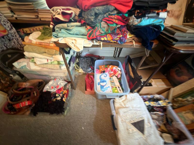 Sale Photo Thumbnail #48