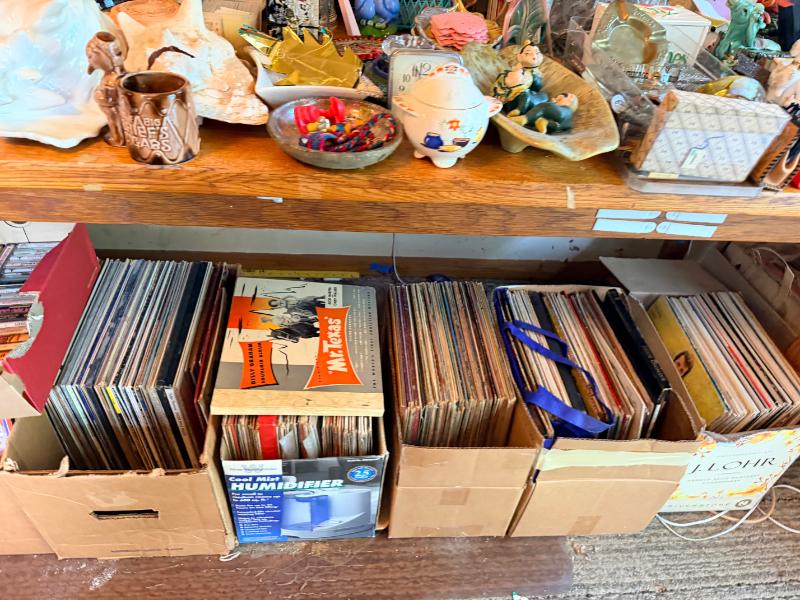 Sale Photo Thumbnail #41