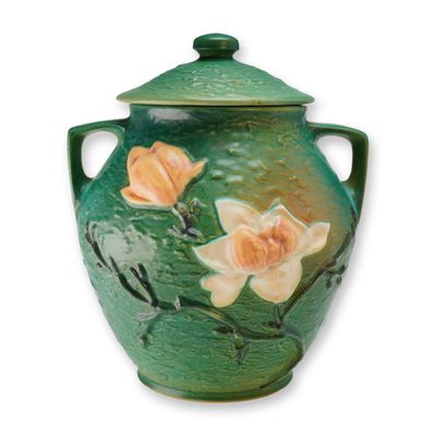 Roseville Pottery Magnolia Green Textured Lidded Cookie Jar 2-8
