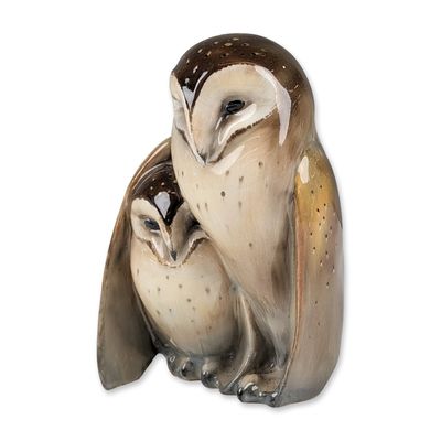 Royal Doulton Porcelain Figurine, Owl with Owlet Under Wing HN160