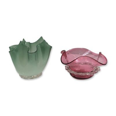 Pair of American Art Glass Bowls