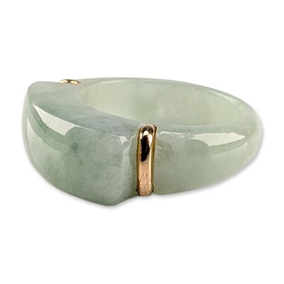 14K Yellow Gold and Jadeite Saddle Ring