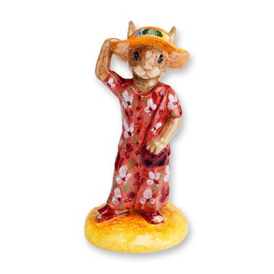 Royal Doulton Bunnykins Special Colorway Figurine, Sightseer DB215