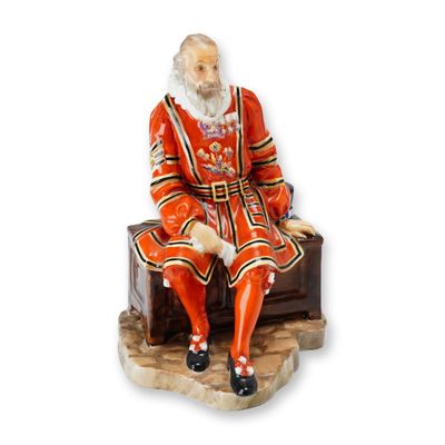 Royal Doulton Porcelain Figurine, A Yeoman of the Guard HN688
