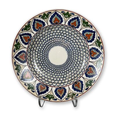 Sale Photo Thumbnail #110: Large Wedgwood Glazed Earthenware Bowl Charger