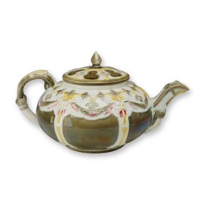 Sale Photo Thumbnail #302: Wedgwood Majolica Luster Glazed Teapot and Cover