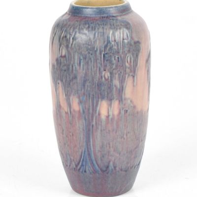 Sale Photo Thumbnail #389: A Newcomb College Pottery Vase