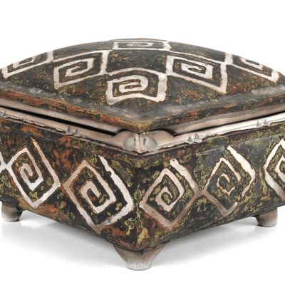 Sale Photo Thumbnail #337: A Large Raku Pottery Box by Scott Young