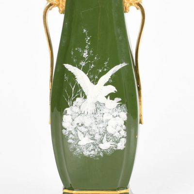 Sale Photo Thumbnail #391: Royal Worchester Pate sur Pate Vase