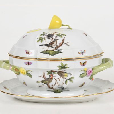 A Herend Hand-Painted Porcelain "Rothschild Bird" Tureen and Cover with Underplate, Late 20th