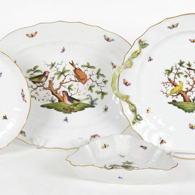 Four Hand-Painted Herend Porcelain Serving Pieces in the "Rothschild Bird" Pattern, Late 20th