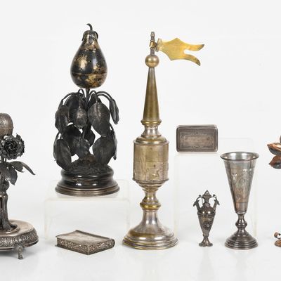 Sale Photo Thumbnail #418: A Group of Judaica Including Silver Items