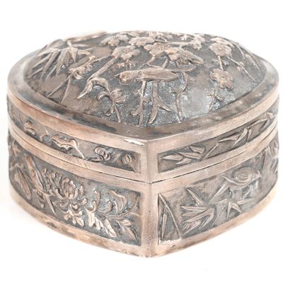 Sale Photo Thumbnail #441: A Chinese Export Silver Box