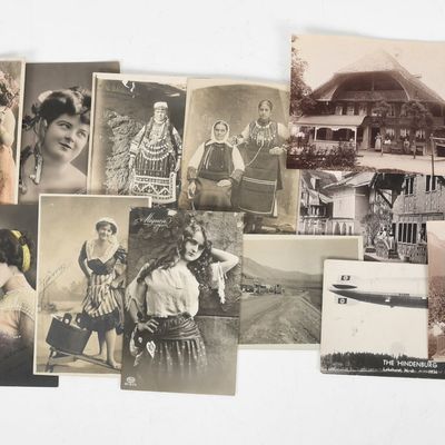 Sale Photo Thumbnail #414: A Group of Early 20th century Post Cards