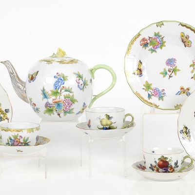 Ten Pieces of Hand-Painted Herend Porcelain Tablewares in "Queen Victoria" and "Fruit & Flower"