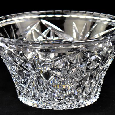 T. G. HAWKES & COMPANY CUT-CRYSTAL BOWL