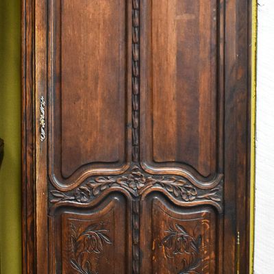 FRENCH PROVINCIAL LOUIS XV LINEN CABINET
